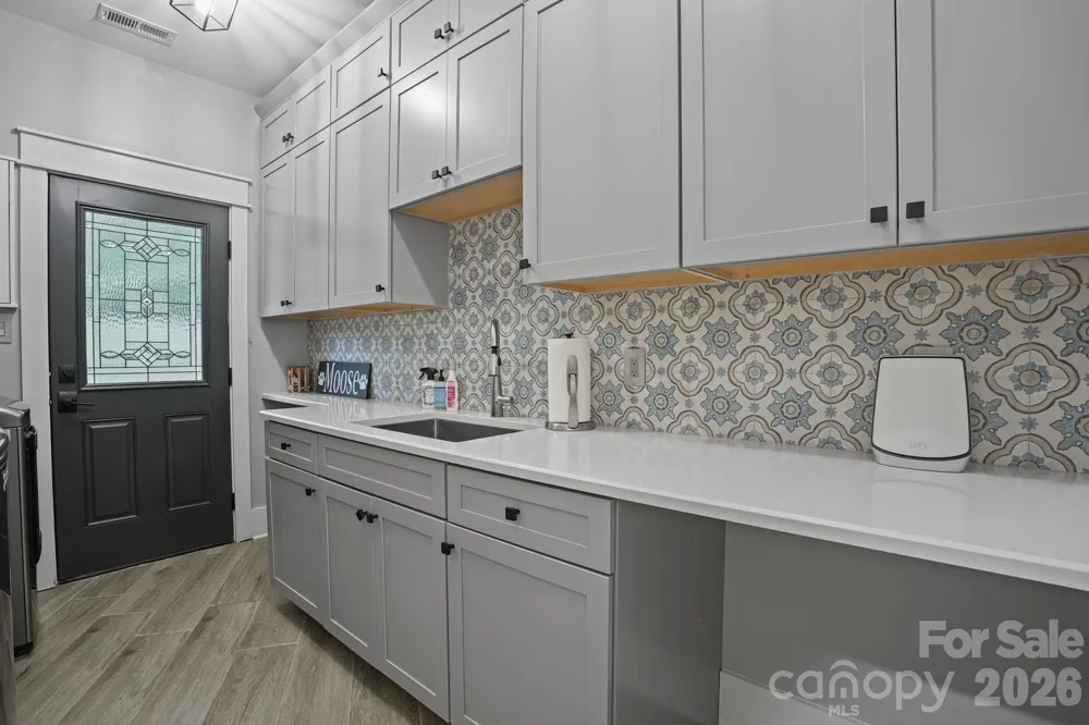 4686 Miller Bridge Road Connelly Springs, NC 28612