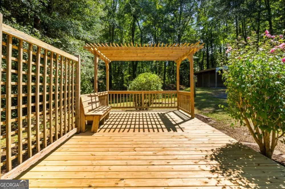 185 Linda LN SE Mableton, GA 30126