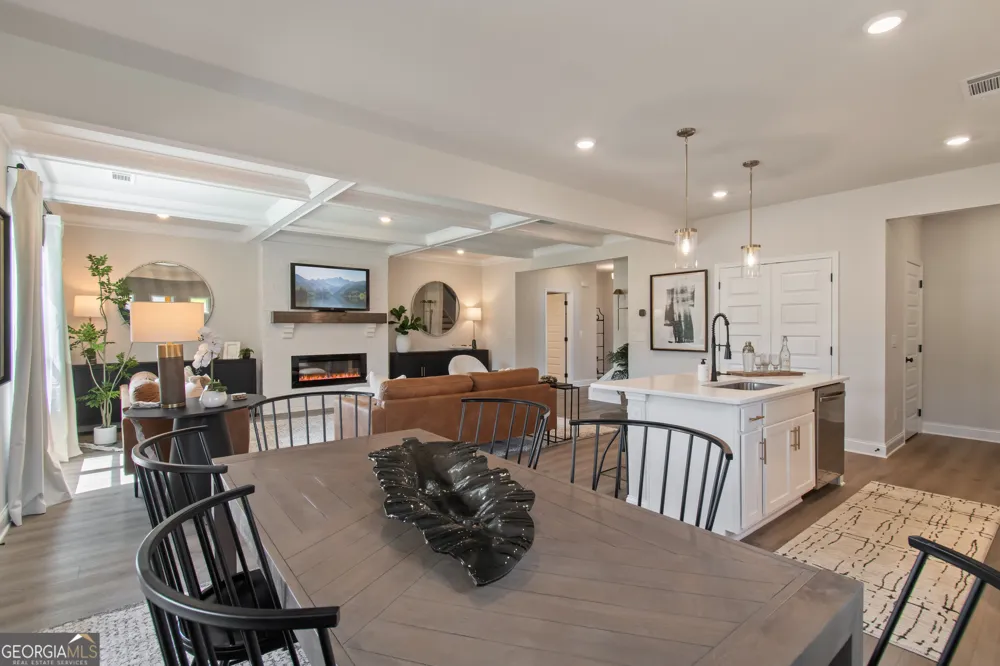 68 Avian WAY Auburn, GA 30011