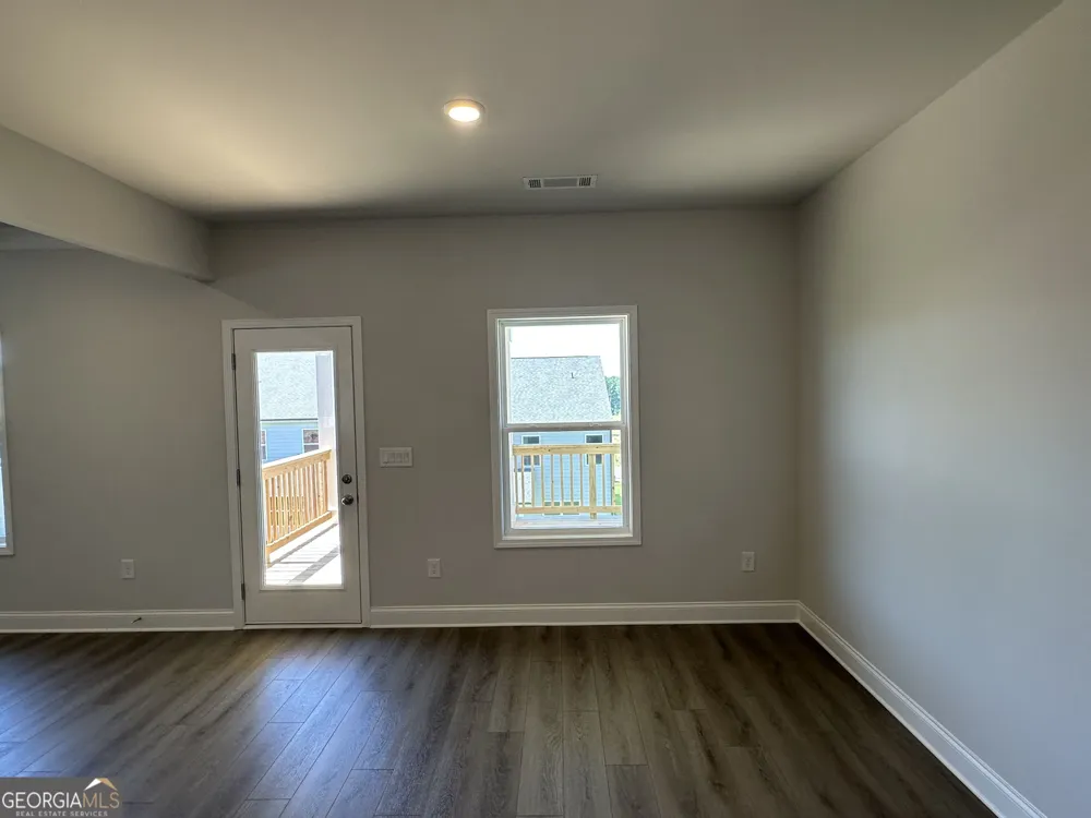 68 Avian WAY Auburn, GA 30011
