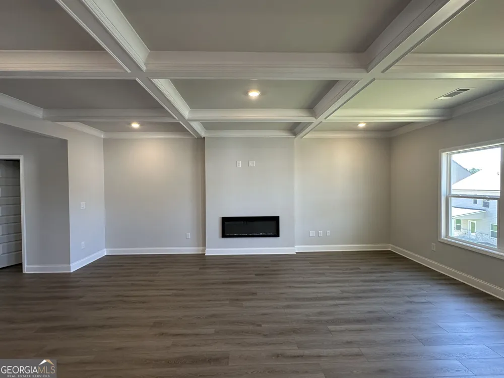 68 Avian WAY Auburn, GA 30011