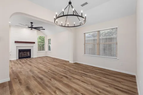 42 Camber Pine Place