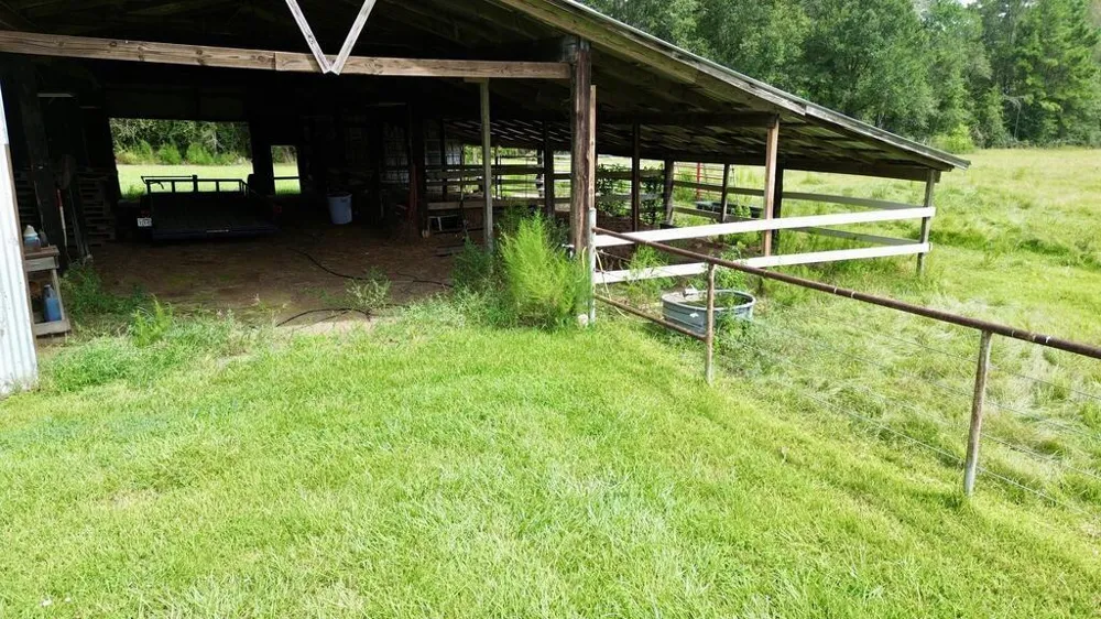 10 County Road 622 Kirbyville, TX 75956