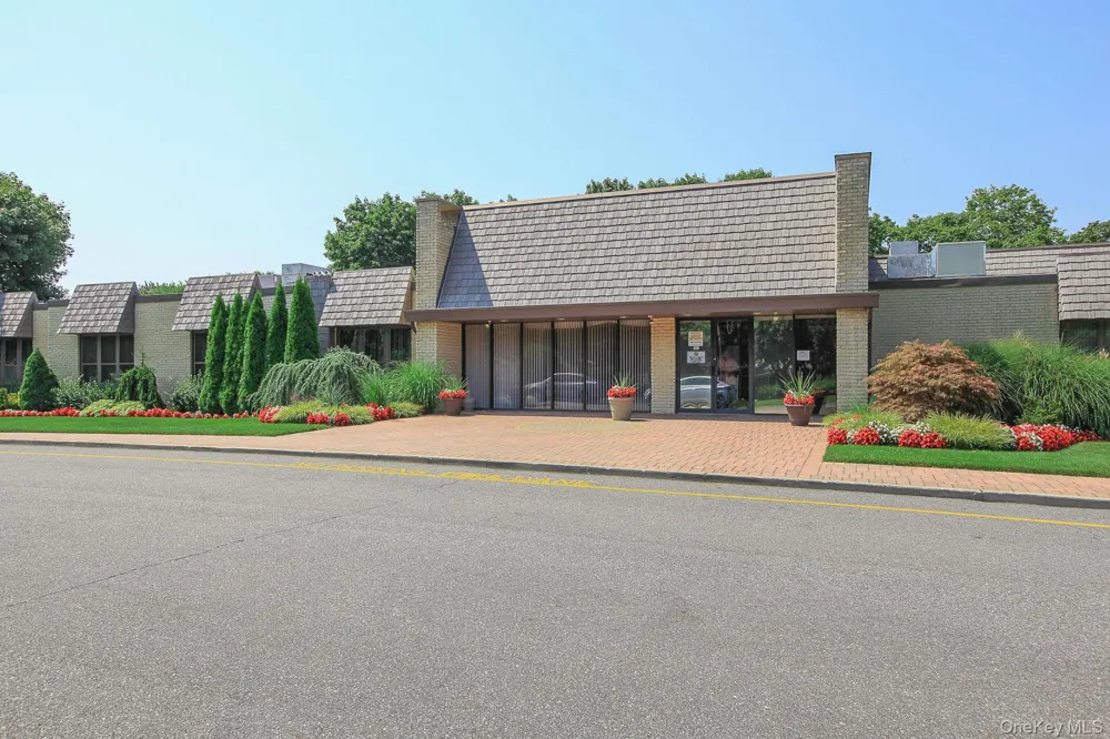 403 Cabot Court E Saint James, NY 11780