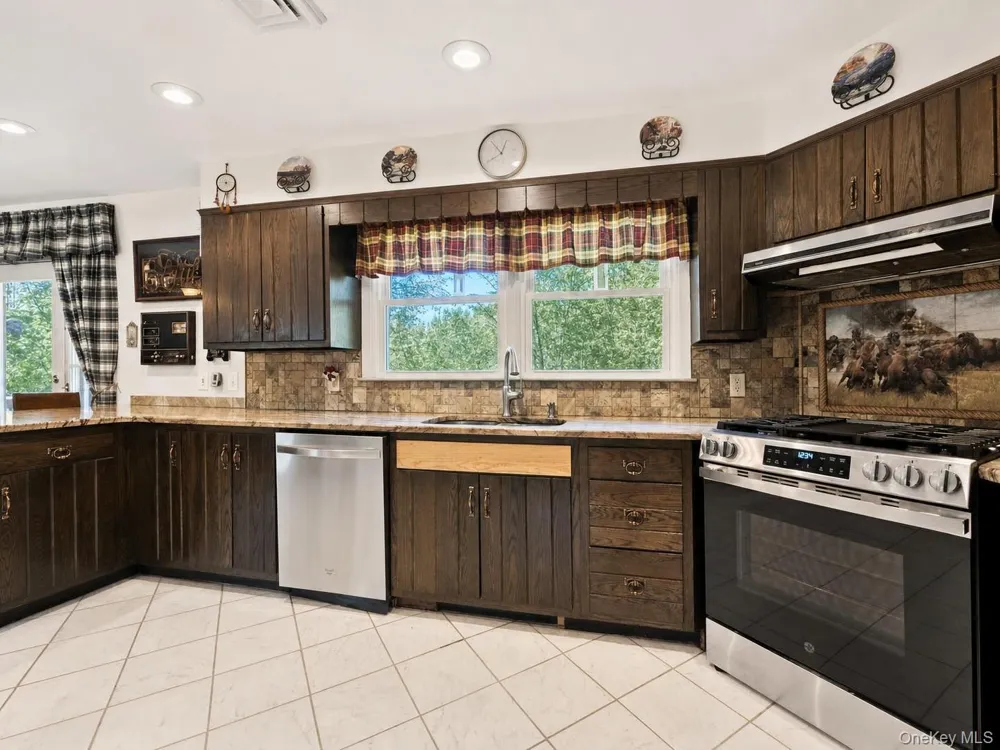 49 Quiat Road Mountain Dale, NY 12763