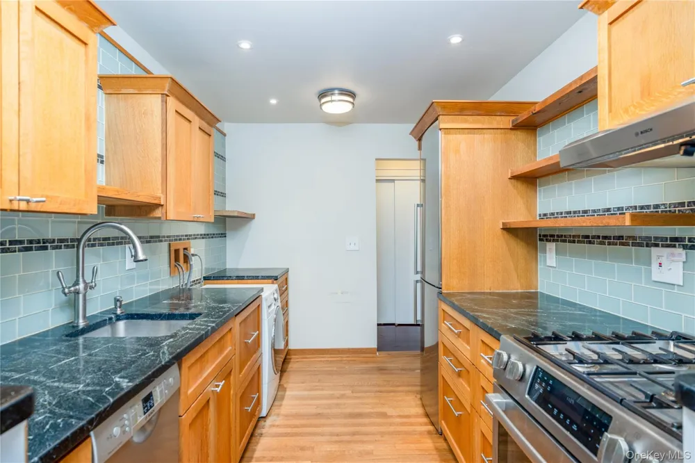 3 Church Lane Valley Cottage, NY 10989