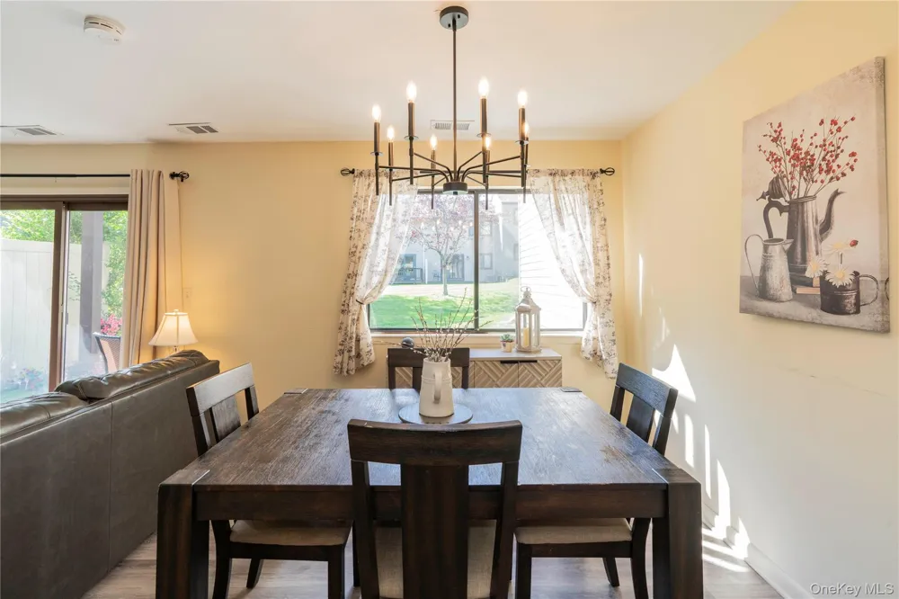 6 Knights Bridge #B Poughkeepsie, NY 12603