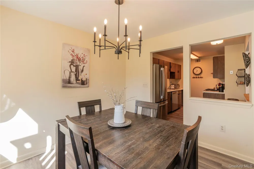 6 Knights Bridge #B Poughkeepsie, NY 12603
