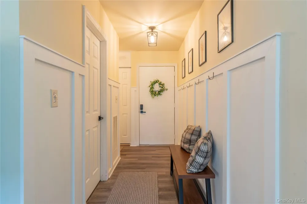 6 Knights Bridge #B Poughkeepsie, NY 12603