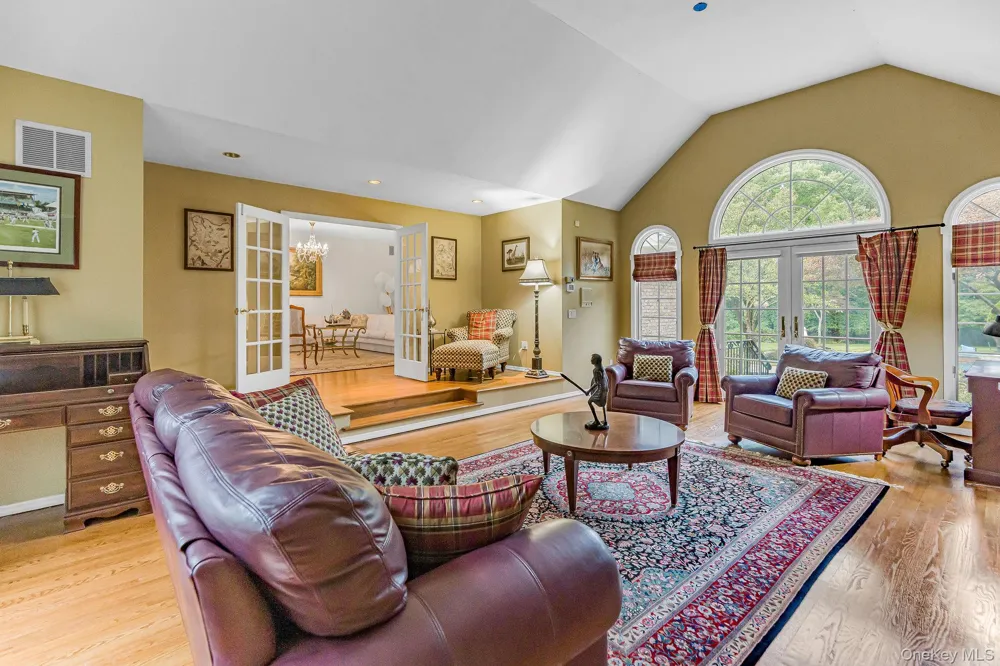 4 Ariana Court Oyster Bay, NY 11771