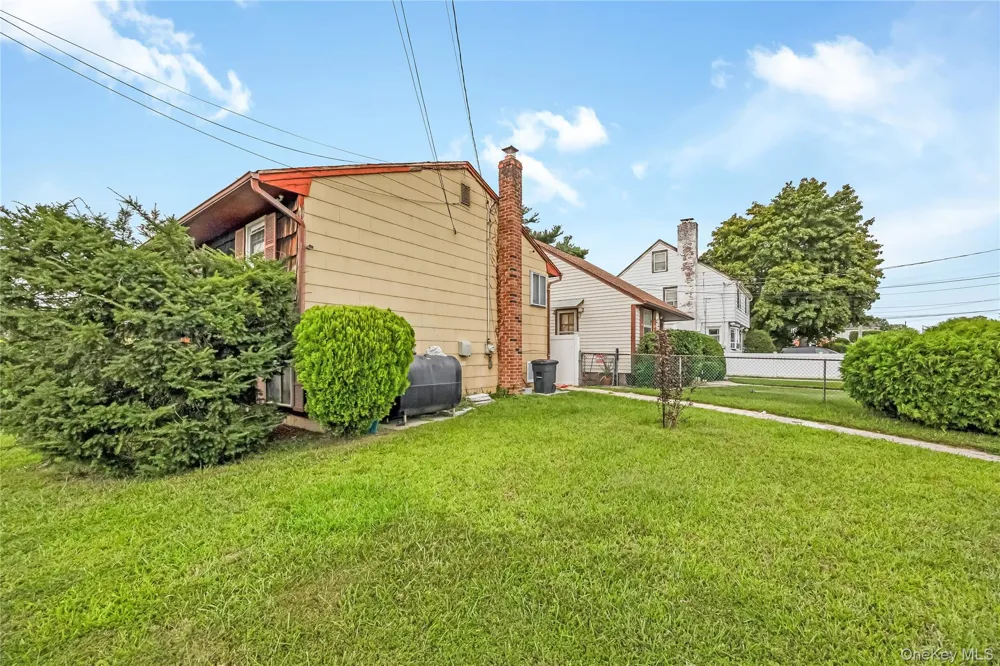 150 Holly Avenue Hempstead, NY 11550
