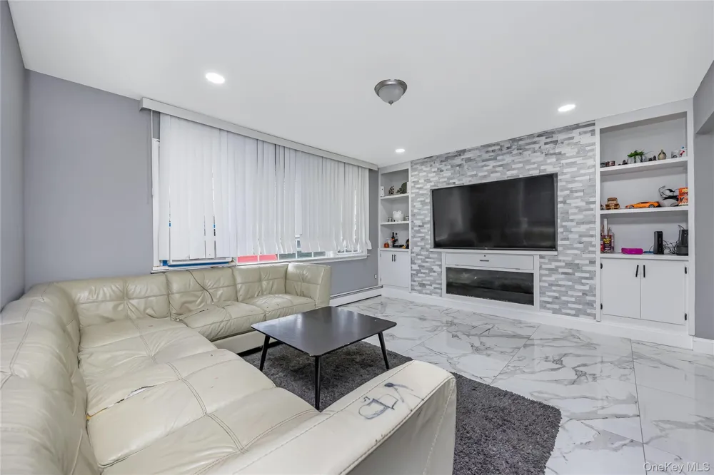 150 Holly Avenue Hempstead, NY 11550