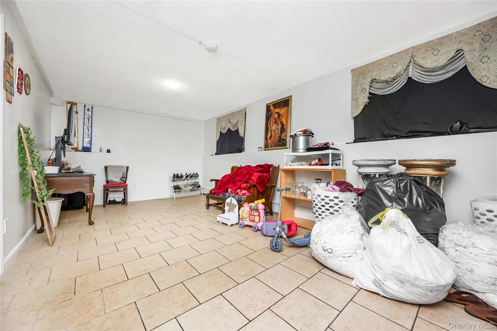 150 Holly Avenue Hempstead, NY 11550