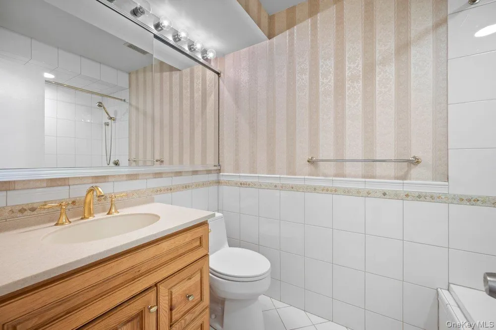 89 Broadway #204 White Plains, NY 10603