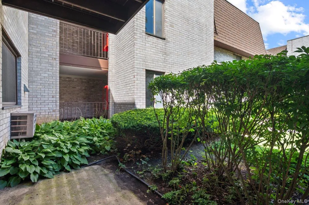 89 Broadway #204 White Plains, NY 10603