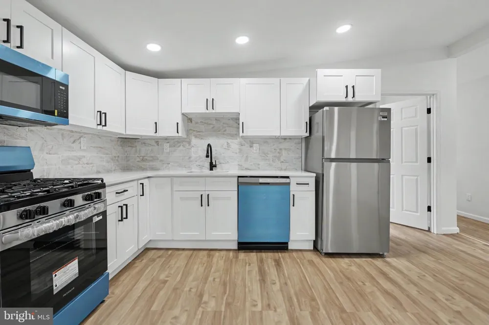 120 BILLINGSPORT ROAD Paulsboro, NJ 08066