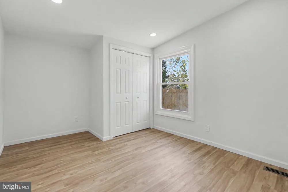 120 BILLINGSPORT ROAD Paulsboro, NJ 08066