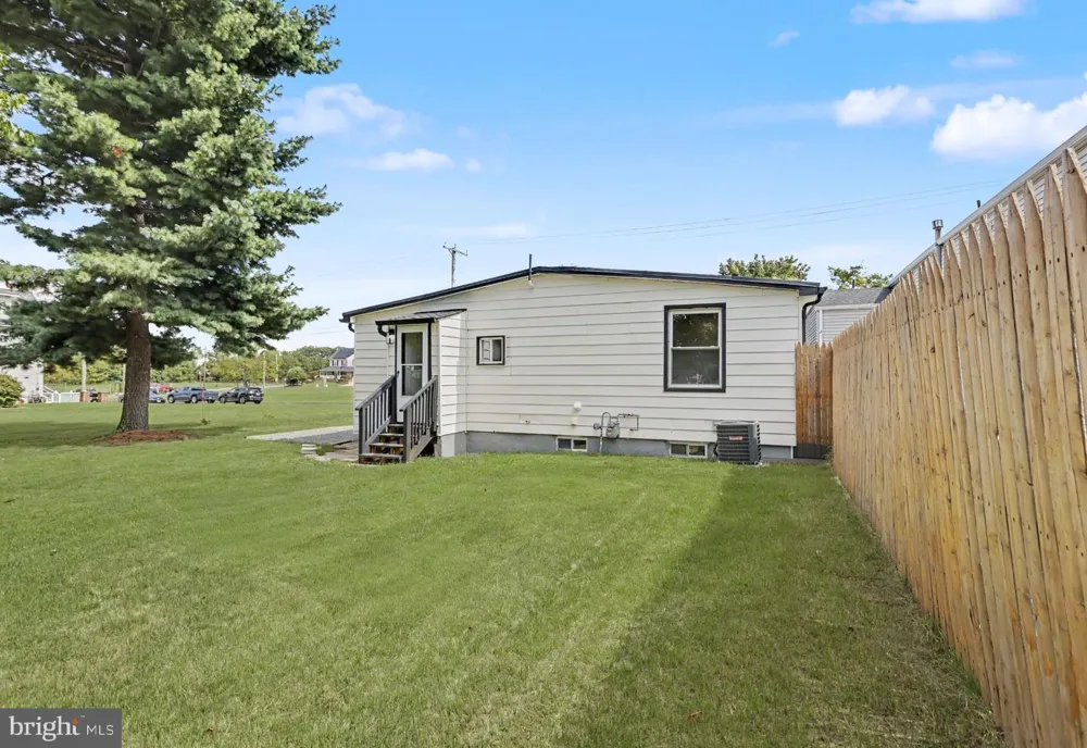 120 BILLINGSPORT ROAD Paulsboro, NJ 08066