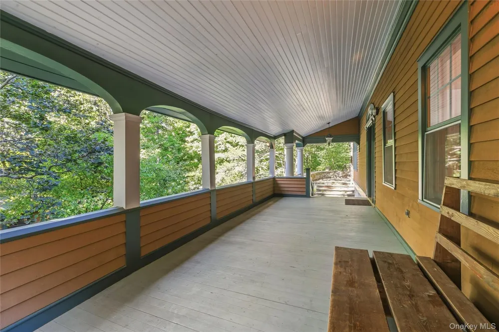 81 Glendale Road Ossining, NY 10562