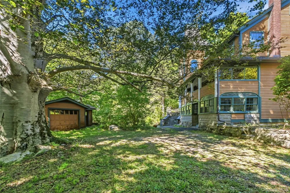 81 Glendale Road Ossining, NY 10562