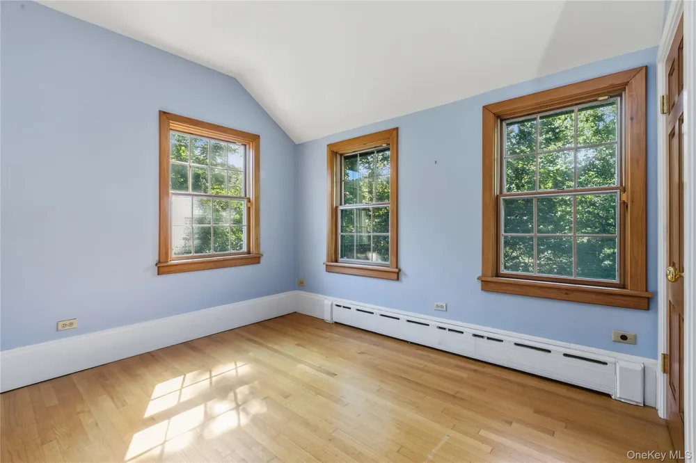 81 Glendale Road Ossining, NY 10562
