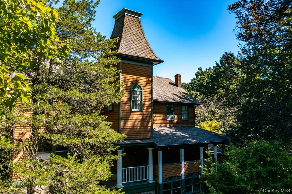 81 Glendale Road Ossining, NY 10562