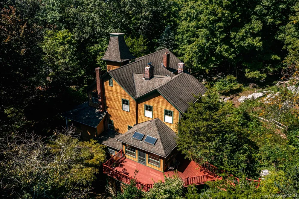 81 Glendale Road Ossining, NY 10562