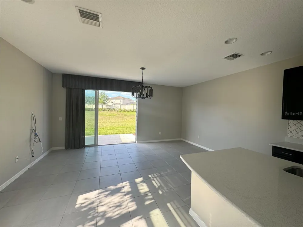 6104 WILLOWSIDE STREET Palmetto, FL 34221