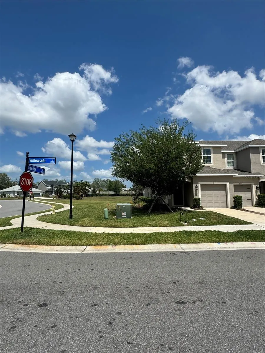 6104 WILLOWSIDE STREET Palmetto, FL 34221