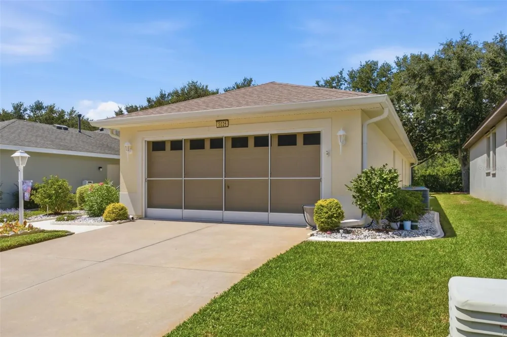 5026 RAINBOW TROUT ROAD Tavares, FL 32778