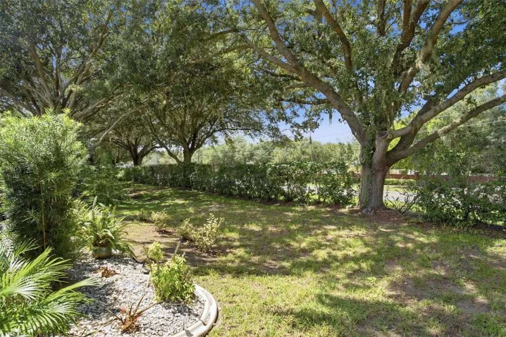 5026 RAINBOW TROUT ROAD Tavares, FL 32778
