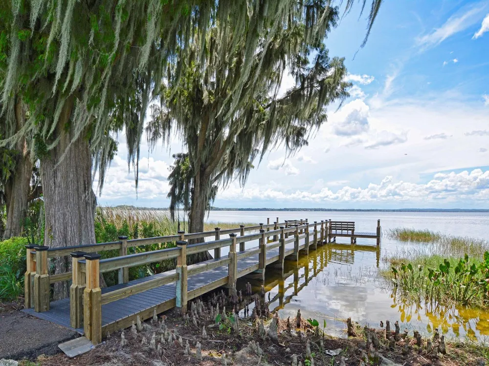 5026 RAINBOW TROUT ROAD Tavares, FL 32778