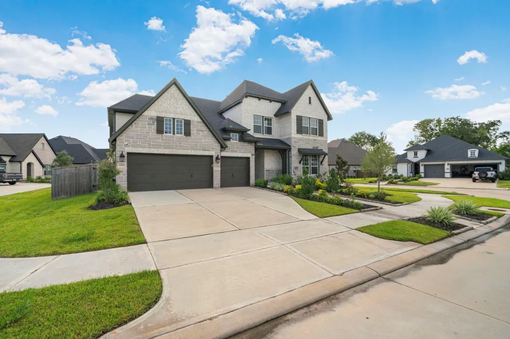 1211 Morning Rose Drive Missouri City, TX 77459
