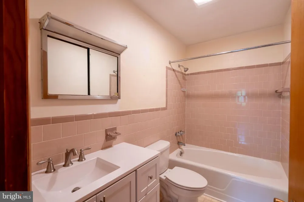 915 TREVANION Union Bridge, MD 21791