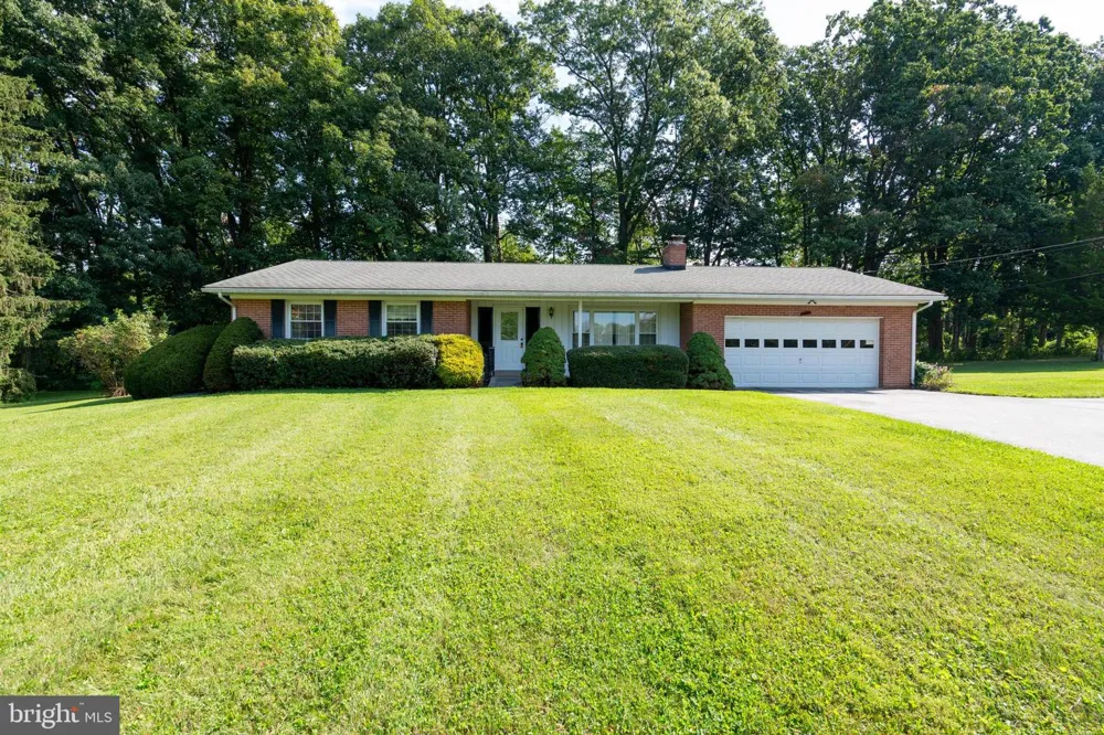 915 TREVANION Union Bridge, MD 21791