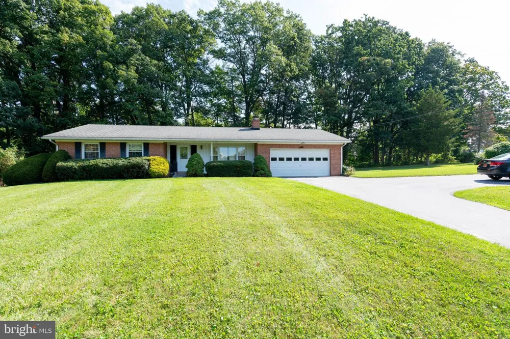 915 TREVANION Union Bridge, MD 21791