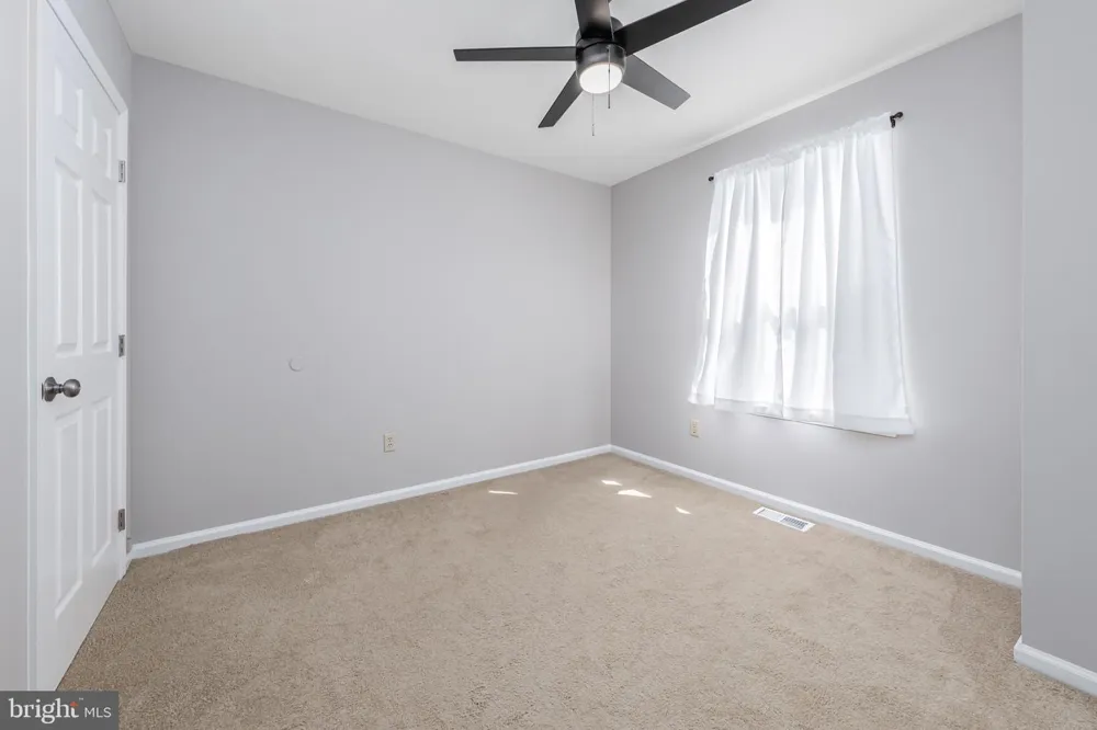 518 REPAUNO AVENUE Gibbstown, NJ 08027