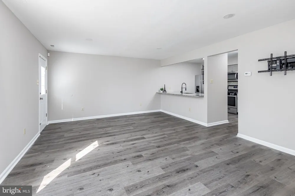 518 REPAUNO AVENUE Gibbstown, NJ 08027