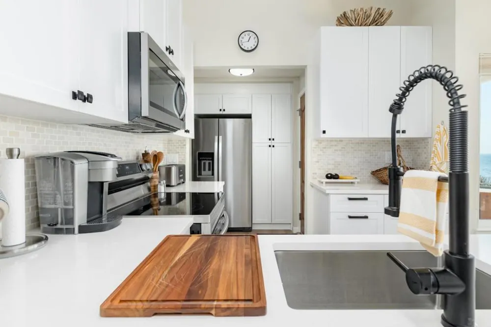 2302 W Cliff Drive Santa Cruz, CA 95060