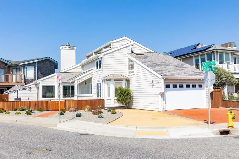 2302 W Cliff Drive Santa Cruz, CA 95060