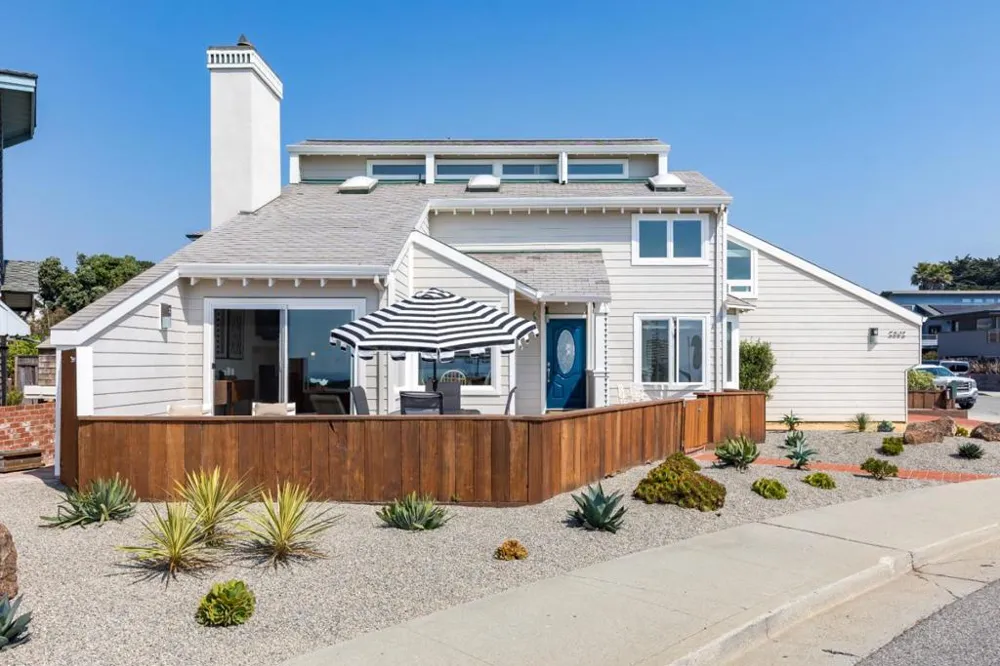 2302 W Cliff Drive Santa Cruz, CA 95060