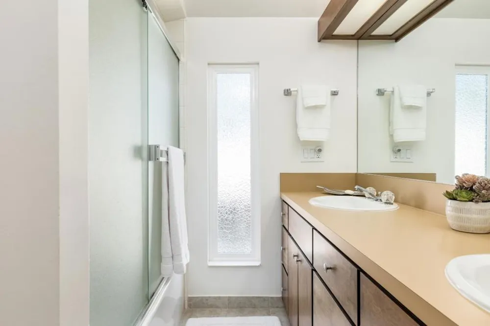 2302 W Cliff Drive Santa Cruz, CA 95060