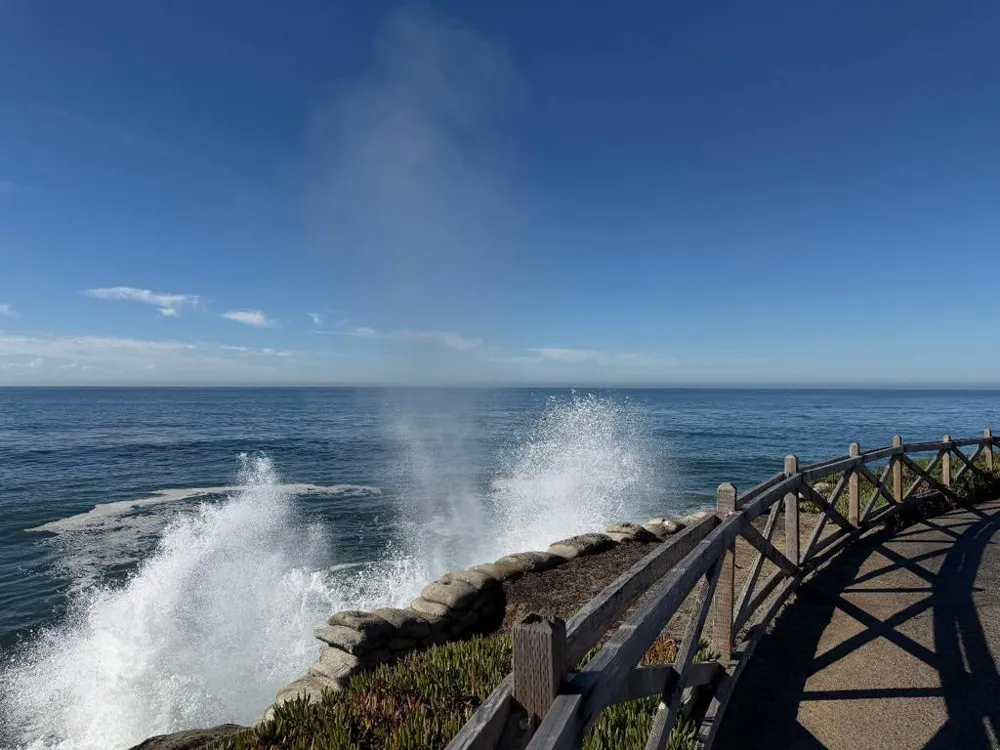 2302 W Cliff Drive Santa Cruz, CA 95060