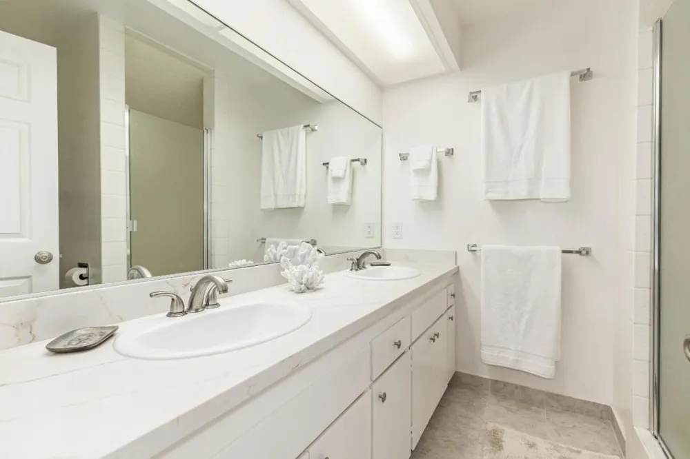 2302 W Cliff Drive Santa Cruz, CA 95060