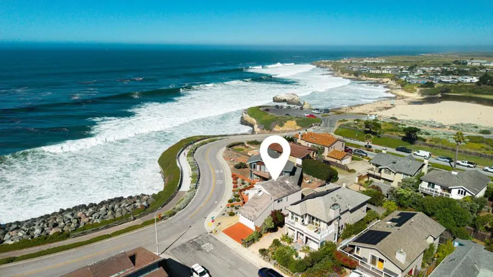 2302 W Cliff Drive Santa Cruz, CA 95060