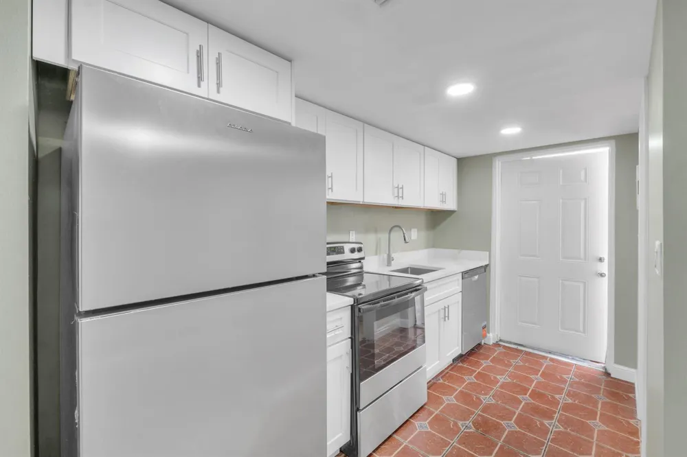 4171 NW 26TH STREET #T2 Lauderhill, FL 33313