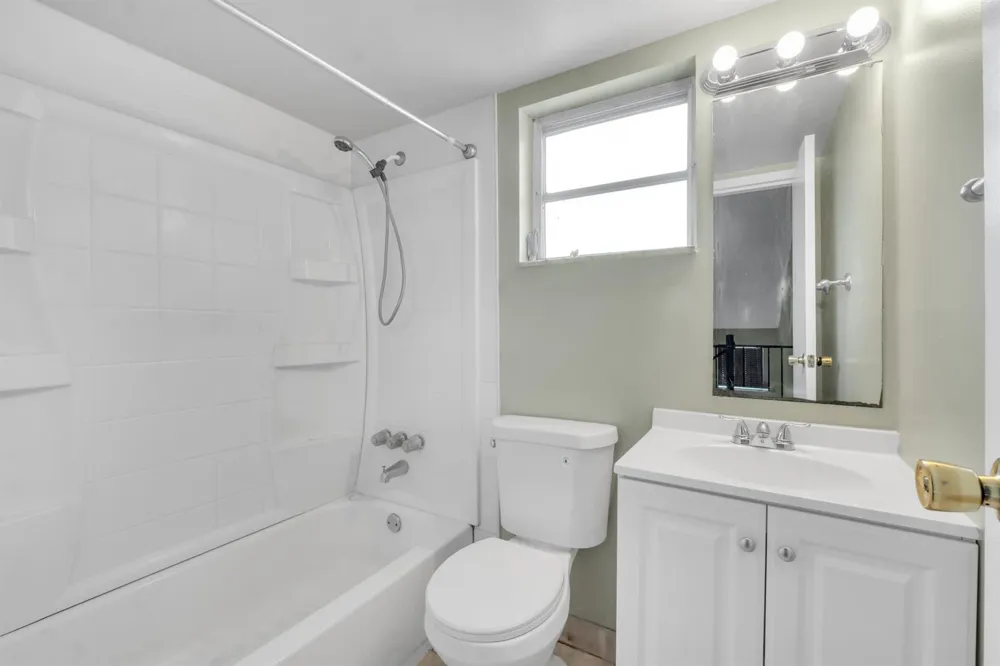 4171 NW 26TH STREET #T2 Lauderhill, FL 33313