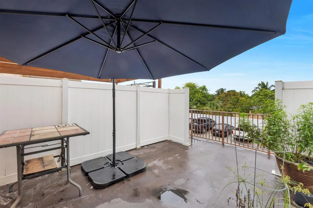 4171 NW 26TH STREET #T2 Lauderhill, FL 33313