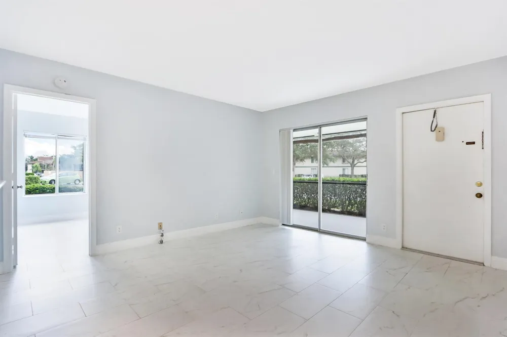 6313 CHASEWOOD DRIVE #B Jupiter, FL 33458