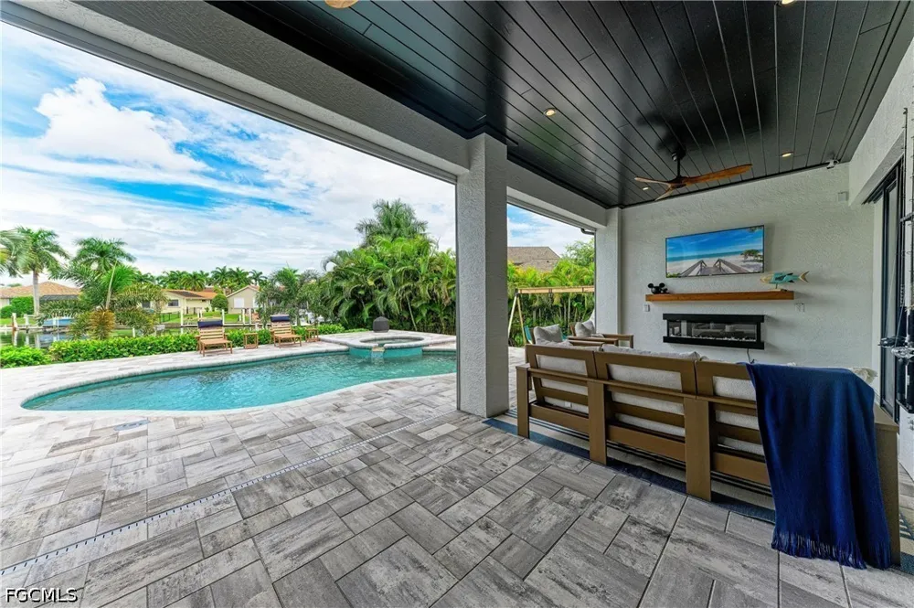 Whippoorwill Boulevard Punta Gorda, FL 33950